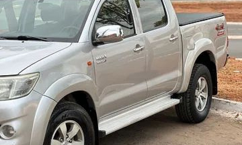 Hilux Sr 2013 Diesel...