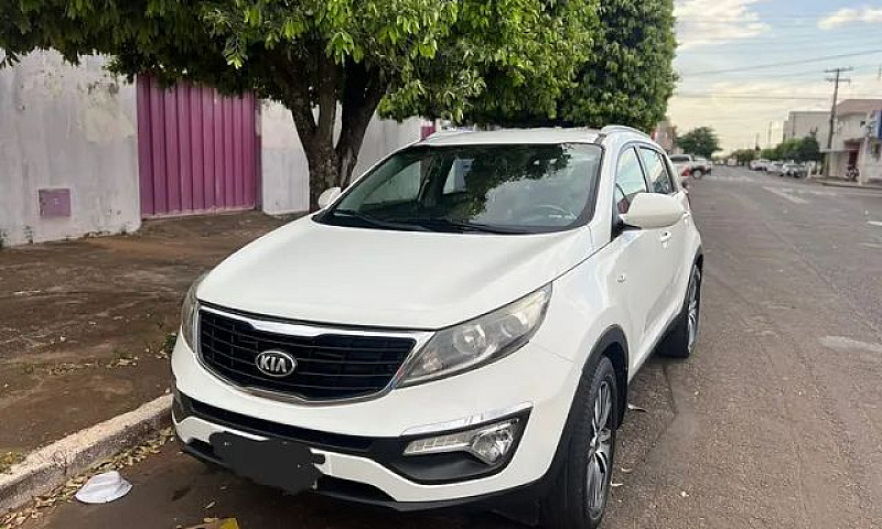 Kia Sportage Lx 2015...