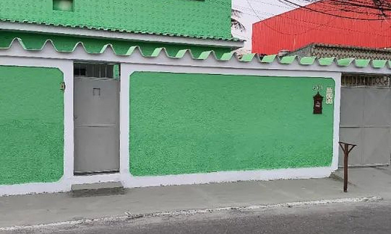 Alugo Casa Com 2 Qua...