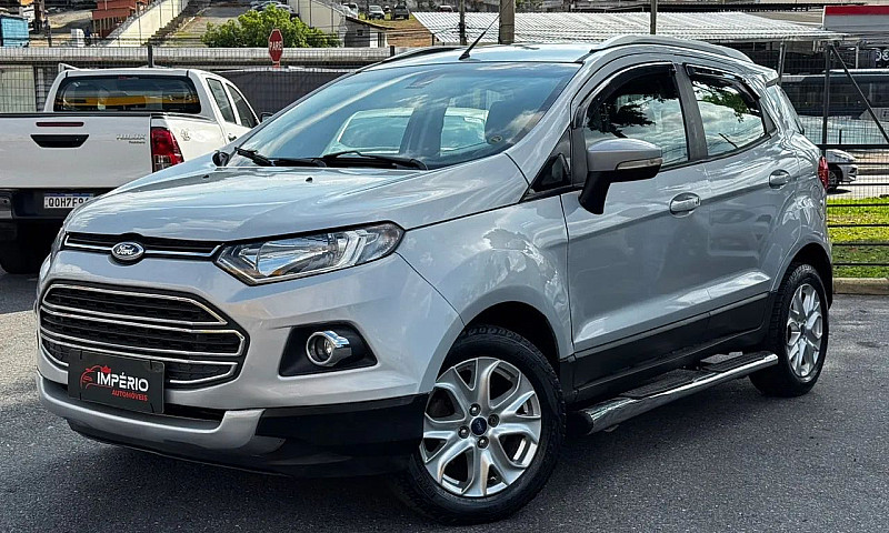 Ford Ecosport Titani...