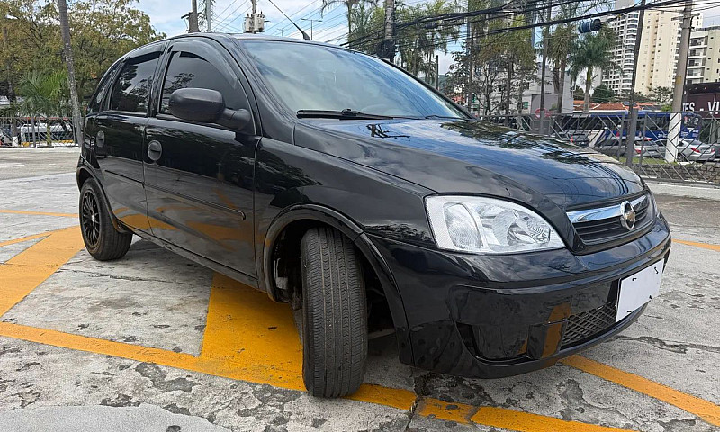 Chevrolet Corsa Hat....