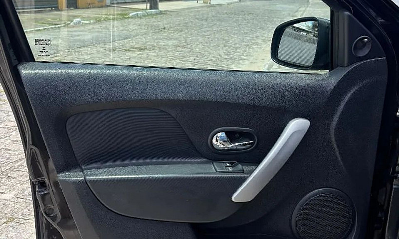 Renault Sandero Expr...