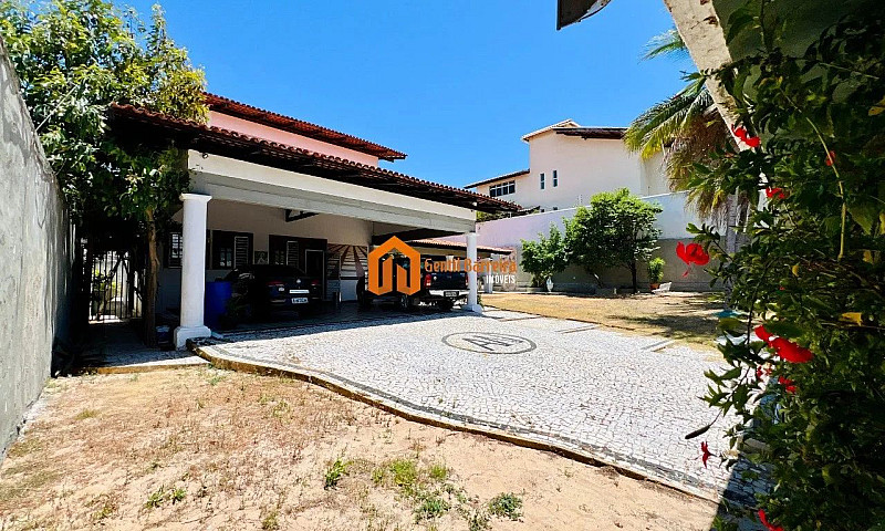 Casa Solta No Bairro...