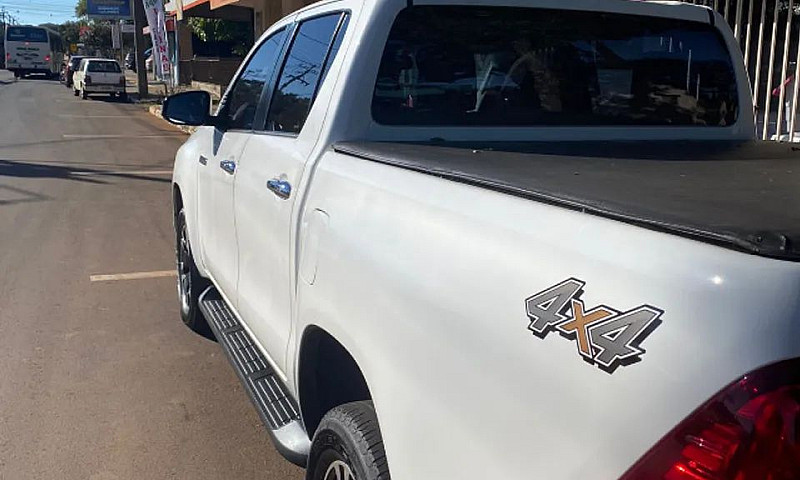 Toyota Hilux Cd Srv ...