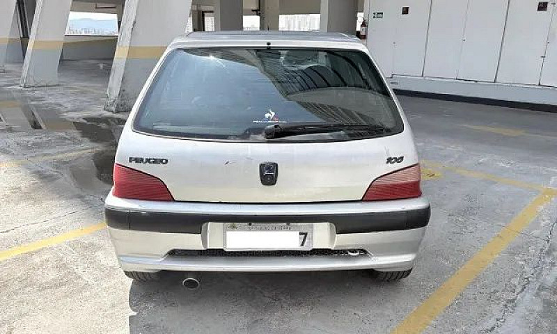 Peugeot 106 Quiksilv...