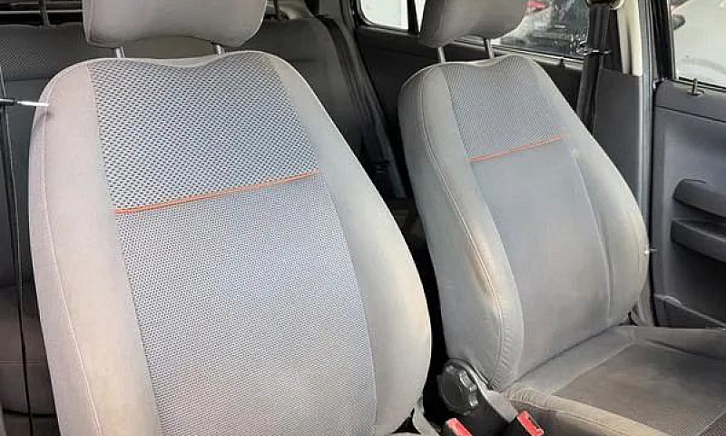 Volkswagen Fox 1.0 M...