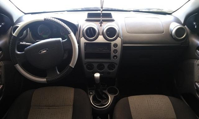 Ford Fiesta 1.6...