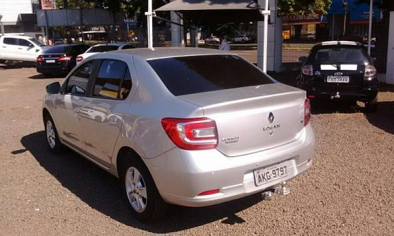 Renault Logan Dynami...