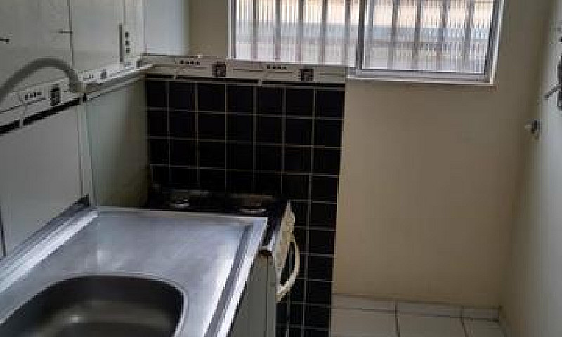 Alugo Apartamento...