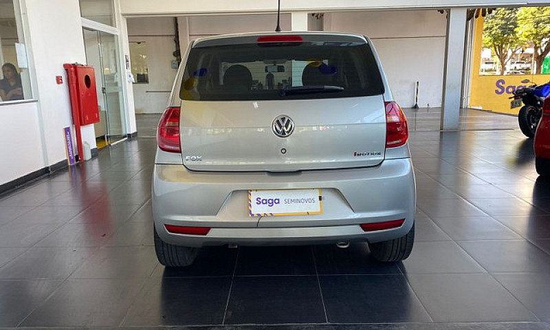 Volkswagen Fox 1.6 V...