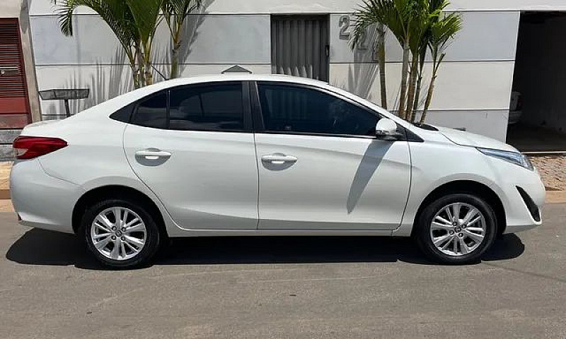 Yaris, Oportunidade!...
