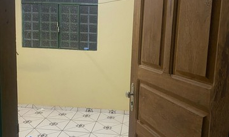 Casa Disponível ...