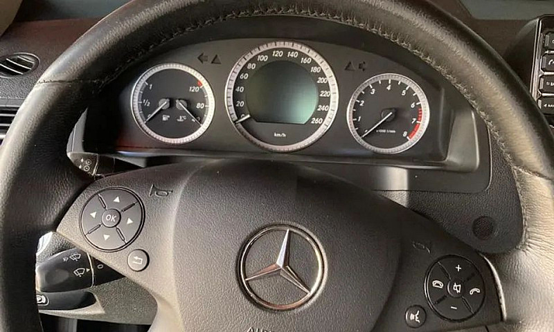 Mercedes-Benz C-180 ...