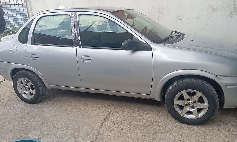 Chevrolet Corsa Sed....