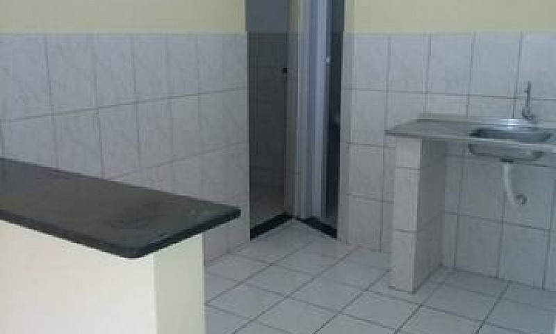 Aluga-Se Um Apartame...