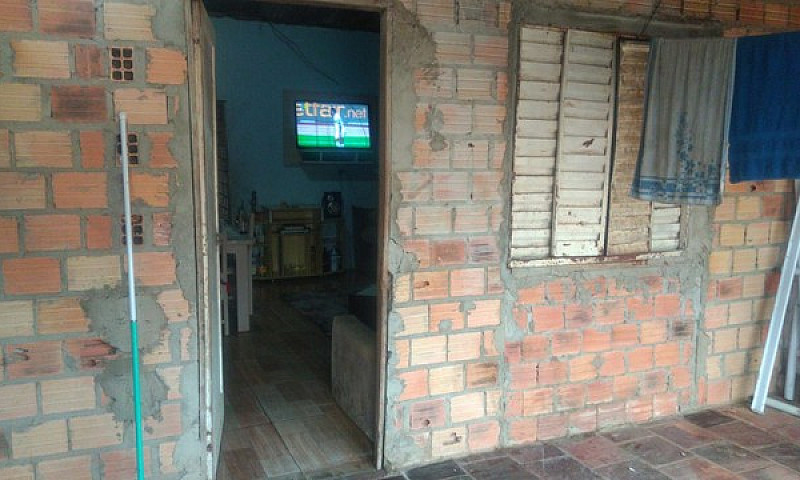 Vendo Essa Casa...