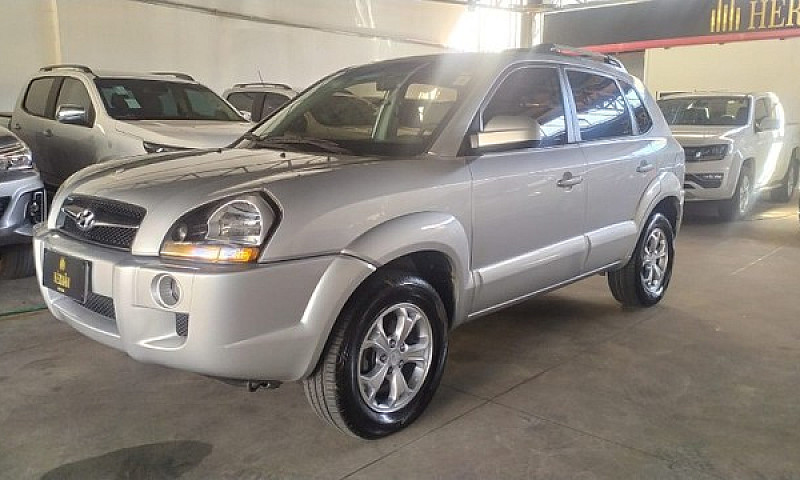 Hyundai Tucson Gls 2...