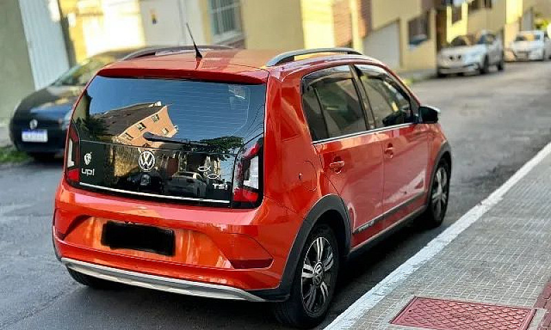 Up Cross 1.0 Tsi Tot...