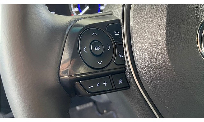 Toyota Corolla Cross...