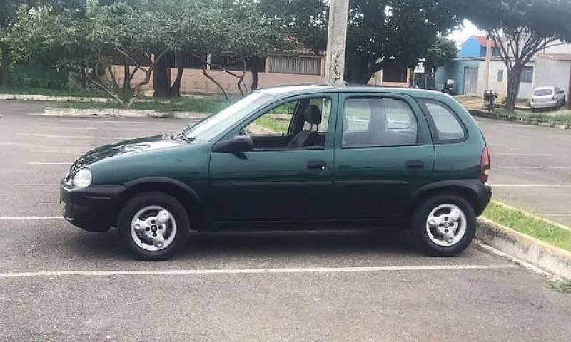 Vendo Corsa 1.0...