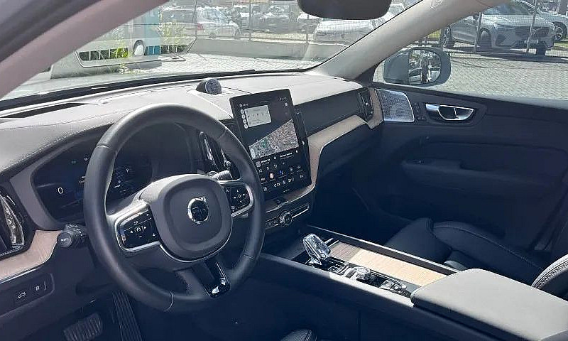Volvo Xc-60 T-8 Ultr...