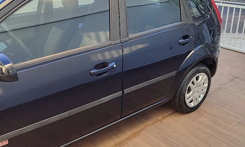 Ford Fiesta 1.6 8V F...