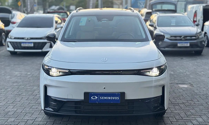 Leapmotor C10 Reev (...