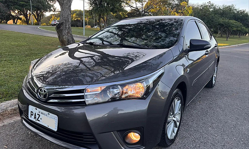 Toyota Corolla Xei 2...