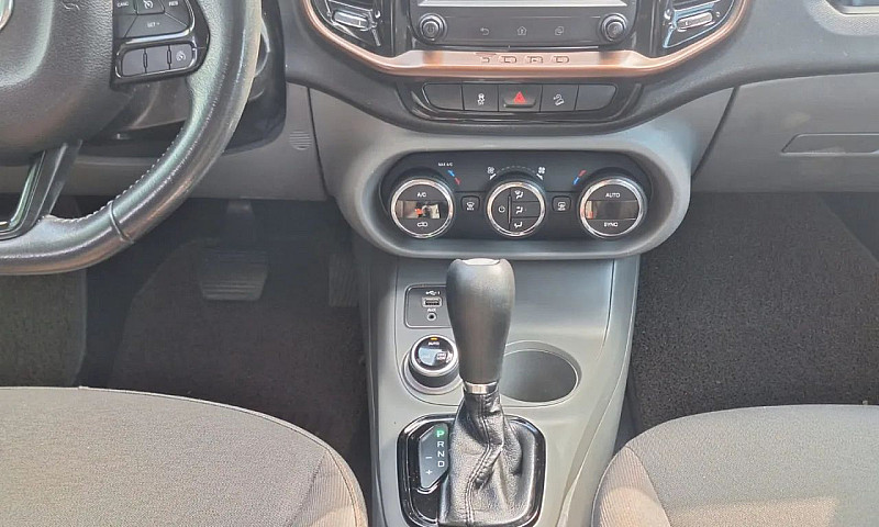 Fiat Toro Volcano 2....
