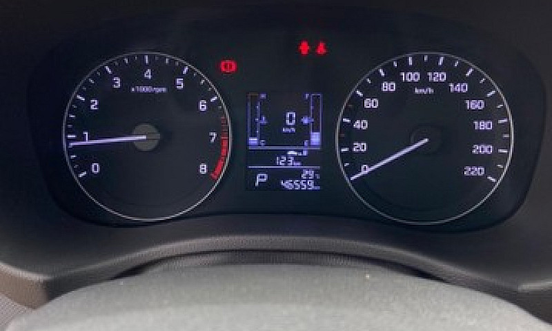 Creta 1.6 Pulse Plus...
