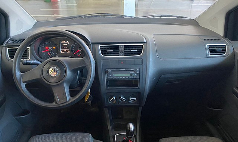 Volkswagen Fox 1.6 V...