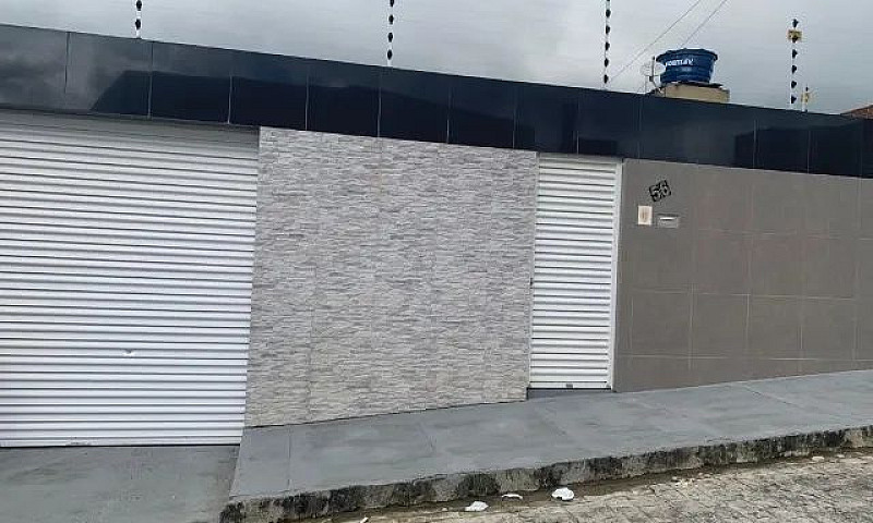 Casa No Bairro: Adal...