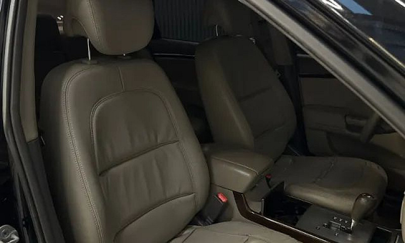 Hyundai Azera Gls 3....