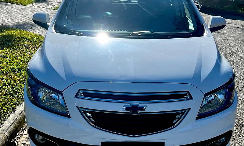 Chevrolet Onix Hatch...