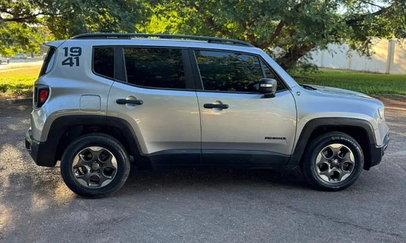 Jeep Renegade 1.8 4X...