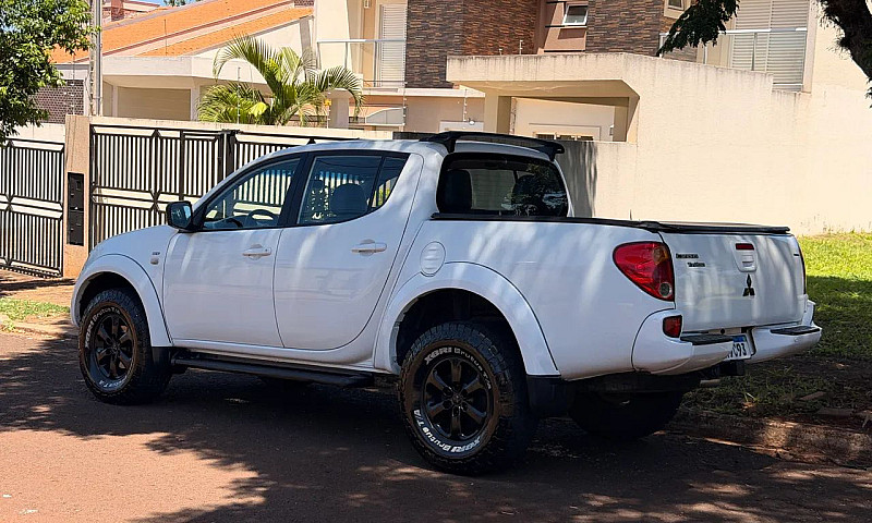 Mitsubishi L200 Trit...