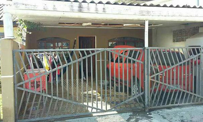 Vendo Casa No Jardim...