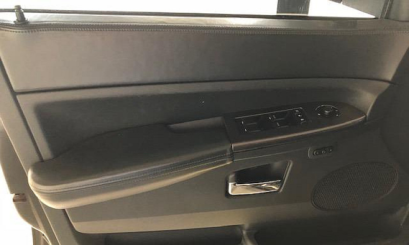 Jeep Grand Cherokee ...