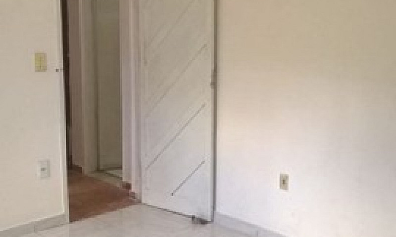 Casa Com Piscina Trê...