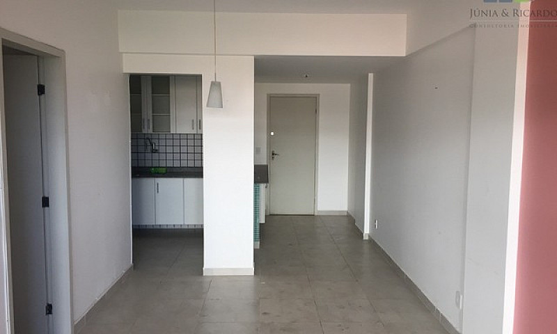 Amplo Apartamento Pe...