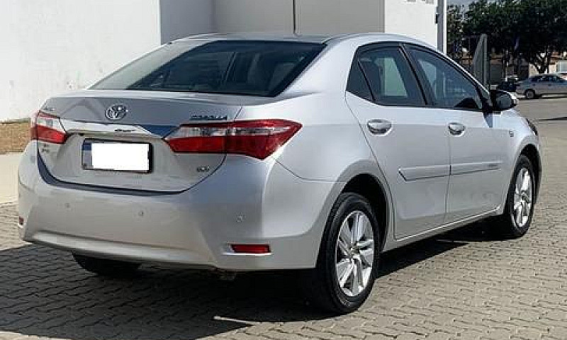Corolla 2016 Prata...