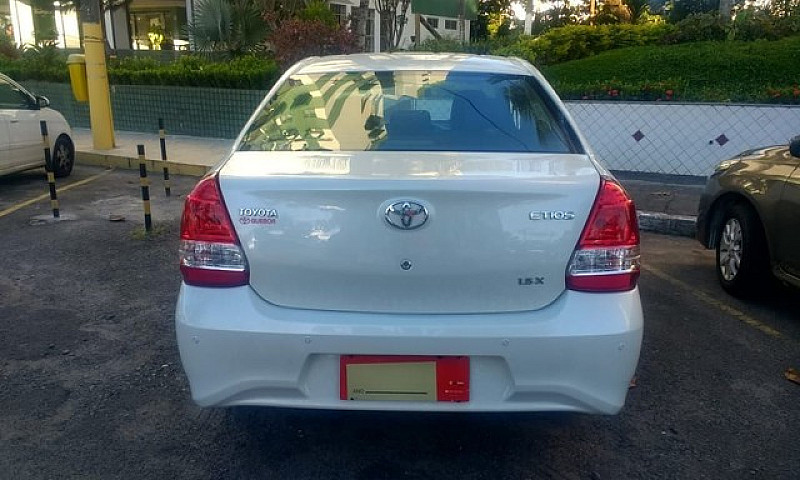 Toyota Etios ...