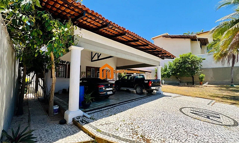 Casa Solta No Bairro...