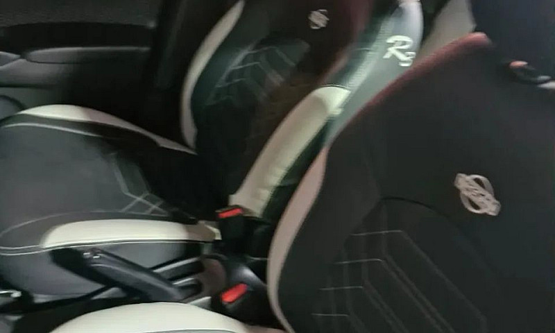 Nissan Versa 1.0 12V...