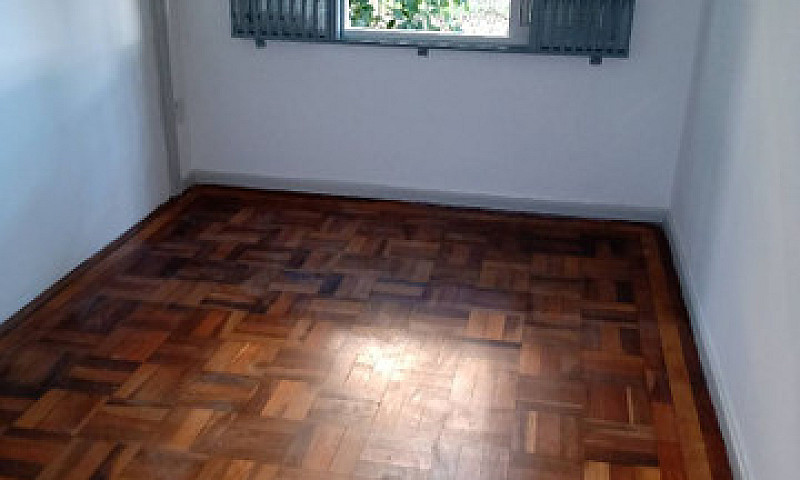 Dois Dorm/José De Al...
