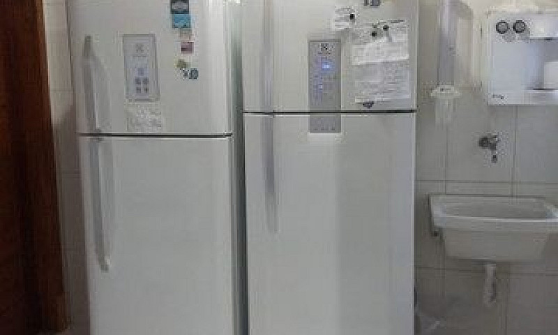 Maia Casa Com Piscin...