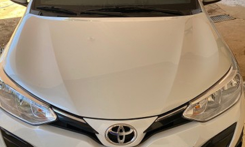 Toyota Yaris Hb Xs 1...