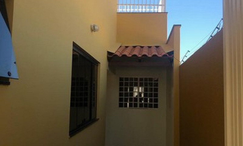 Alugo Excelente Casa...
