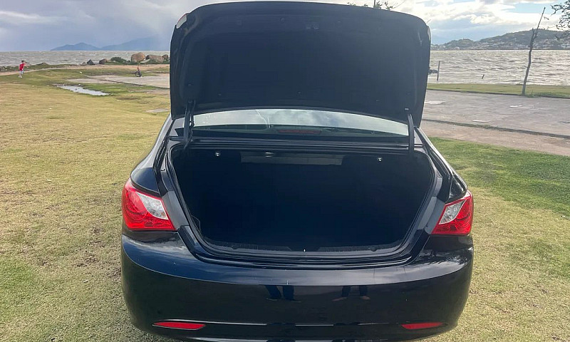 Hyundai Sonata 2.4 1...