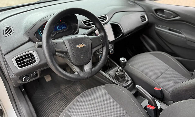 Chevrolet Onix Hatch...